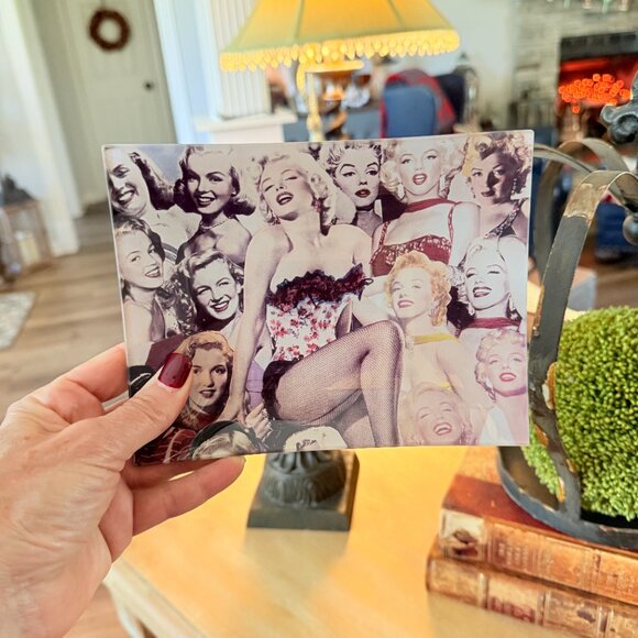 Marilyn Monroe Thick Glass Trinket Dish "Many Faces of Marilyn Monroe" - Picture 7 of 10